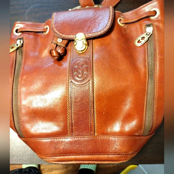 Marino Orlando genuine 100% Italian leather bag with shoulder straps. Brown. Marino Orlandi Leather Shoulder Bag for sale at auction from  main image 3